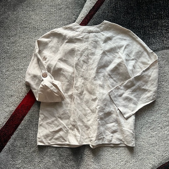 Neiman Marcus Linen Shirt Jacket - Picture 4 of 4